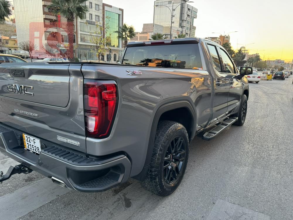 GMC Sierra
